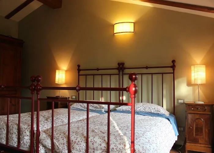 Il Fienile, Casa In Campagna Con Parcheggio Privato E Giardino Privato, A 6 Chilometri Da Centro E 1 Chilometro Da Fiera, Parco Commerciale Meraville E Gran Tour Italia Apartamento *