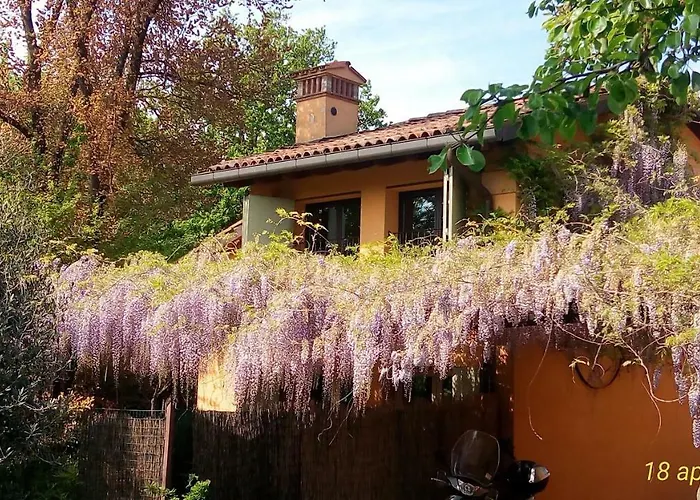 Il Fienile, Casa In Campagna Con Parcheggio Privato E Giardino Privato, A 6 Chilometri Da Centro E 1 Chilometro Da Fiera, Parco Commerciale Meraville E Gran Tour Italia Apartamento