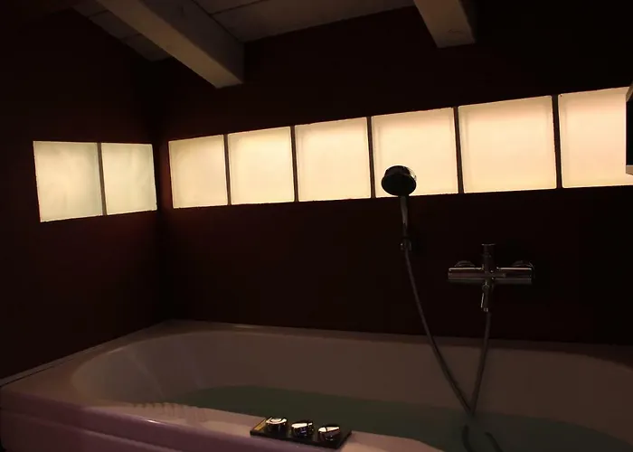 Apartamento Il Fienile, Casa In Campagna Con Parcheggio Privato E Giardino Privato, A 6 Chilometri Da Centro E 1 Chilometro Da Fiera, Parco Commerciale Meraville E Gran Tour Italia