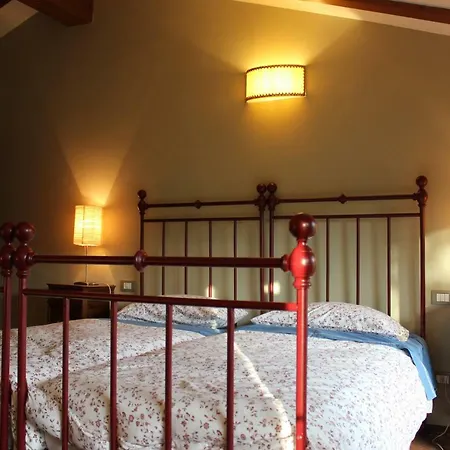 Il Fienile, Casa In Campagna Con Parcheggio Privato E Giardino Privato, A 6 Chilometri Da Centro E 1 Chilometro Da Fiera, Parco Commerciale Meraville E Gran Tour Italia Apartamento *