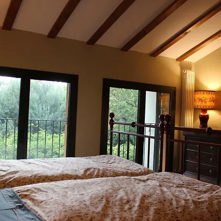 Il Fienile, Casa In Campagna Con Parcheggio Privato E Giardino Privato, A 6 Chilometri Da Centro E 1 Chilometro Da Fiera, Parco Commerciale Meraville E Gran Tour Italia Daire *