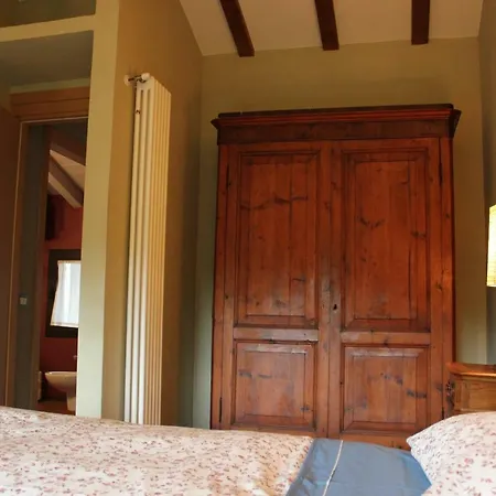 Il Fienile, Casa In Campagna Con Parcheggio Privato E Giardino Privato, A 6 Chilometri Da Centro E 1 Chilometro Da Fiera, Parco Commerciale Meraville E Gran Tour Italia