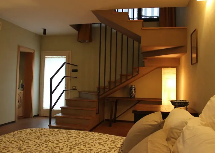 Apartman Il Fienile, Casa In Campagna Con Parcheggio Privato E Giardino Privato, A 6 Chilometri Da Centro E 1 Chilometro Da Fiera, Parco Commerciale Meraville E Gran Tour Italia Bologna